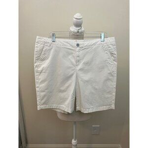 Caslon White Shorts Multiple Pockets Size 14